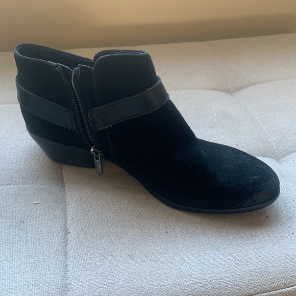 Sam Edelman Phoenix Suede/Leather Booties w Ankle Buckle and Side Zip Size 7.5 - Picture 10 of 16